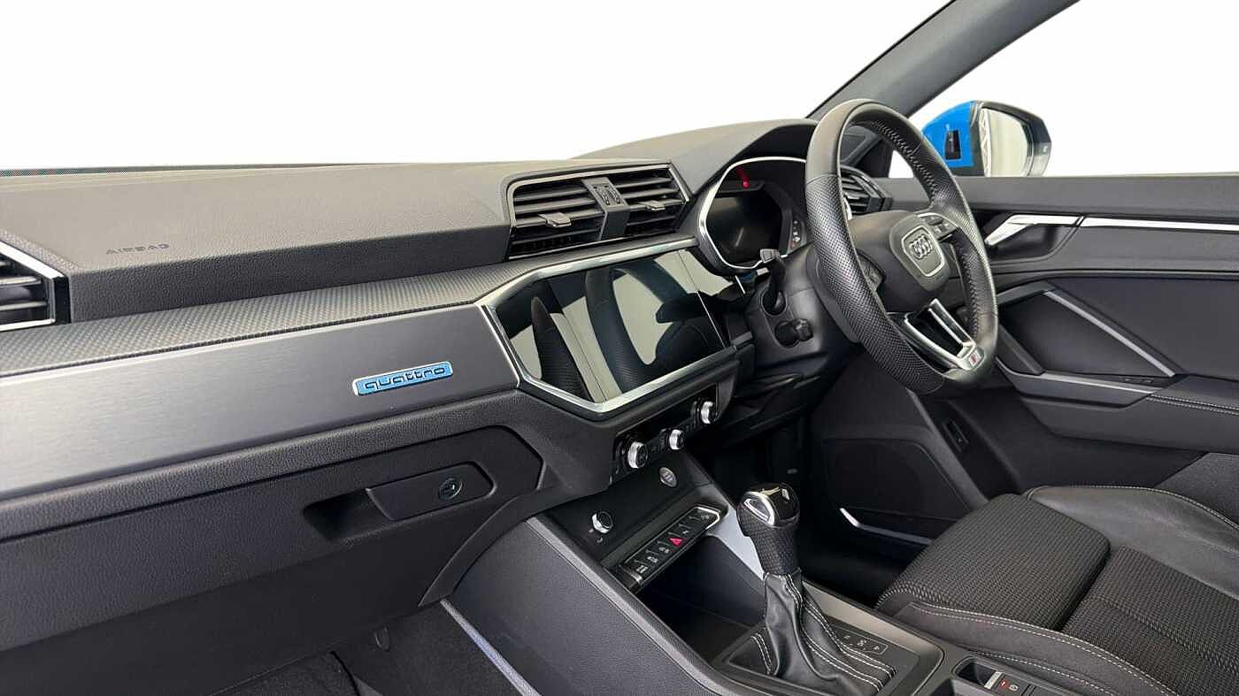 Used Audi Q3 2019 for sale - 76673800: Photo 2