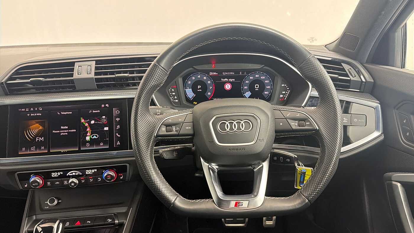 Used Audi Q3 2024 for sale - 76678265: Photo 10