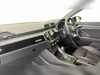 Used Audi Q3 2024 for sale - 76678265: Photo