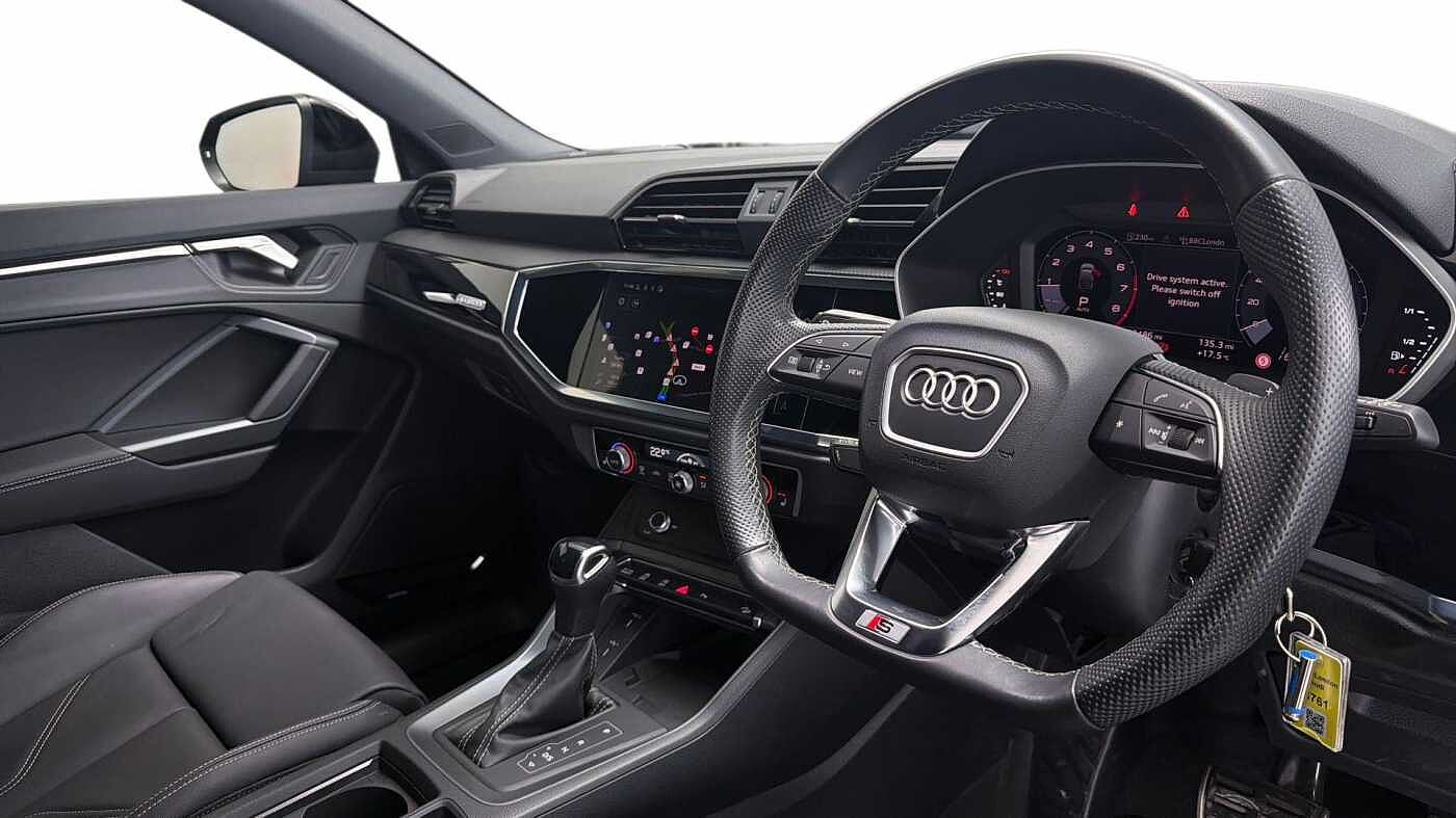 Used Audi Q3 2024 for sale - 76678265: Photo 6