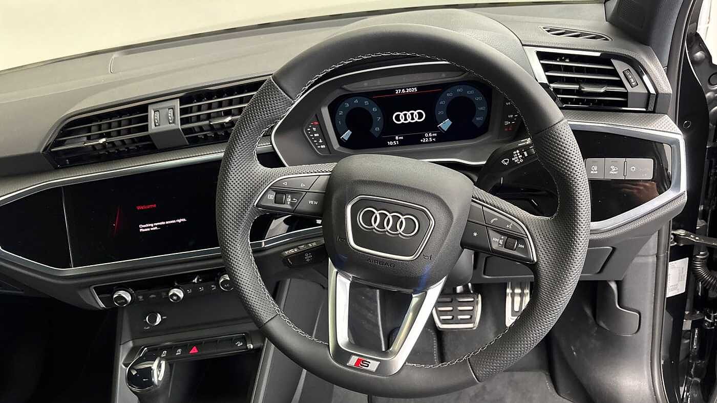 Used Audi Q3 2025 for sale - 76679661: Photo 10