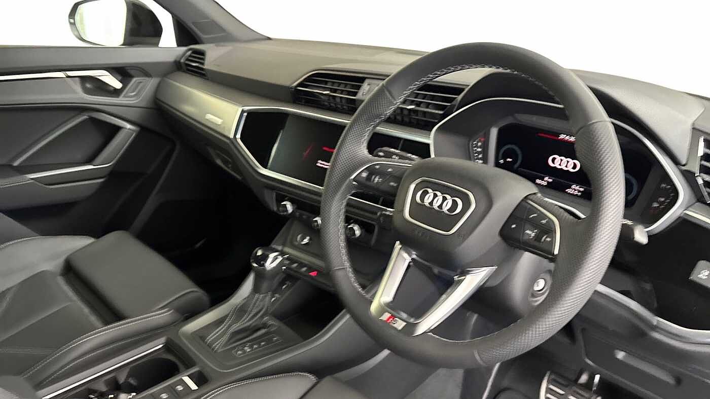 Used Audi Q3 2025 for sale - 76679661: Photo 6