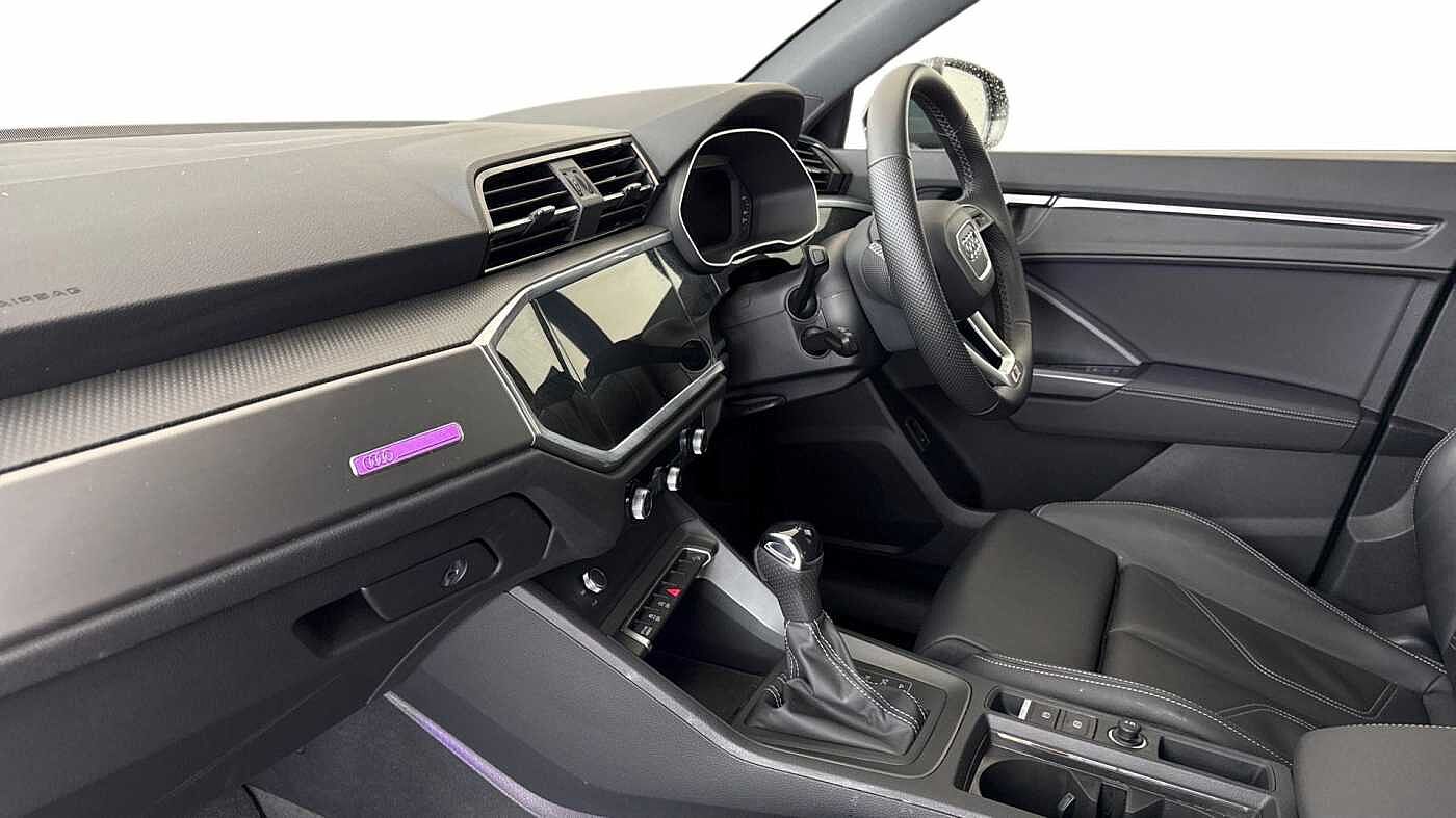 Used Audi Q3 2025 for sale - 77417438: Photo 2