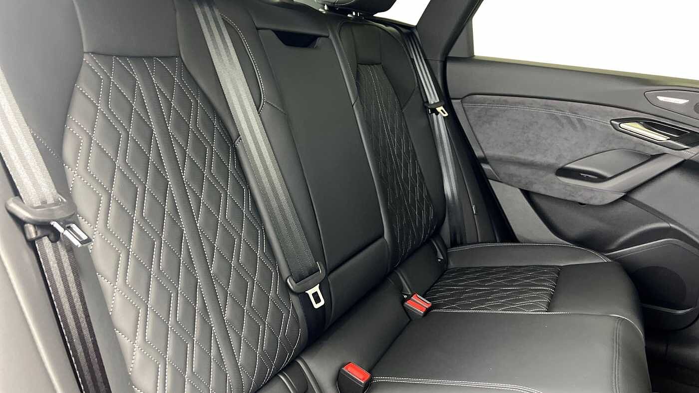 Used Audi Q6 e-tron 2025 for sale - 76679847: Photo 19