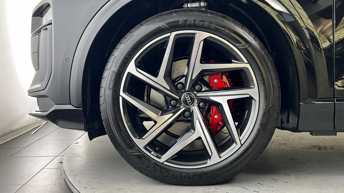 Used Audi Q6 e-tron 2025 for sale - 76679847: Photo 5