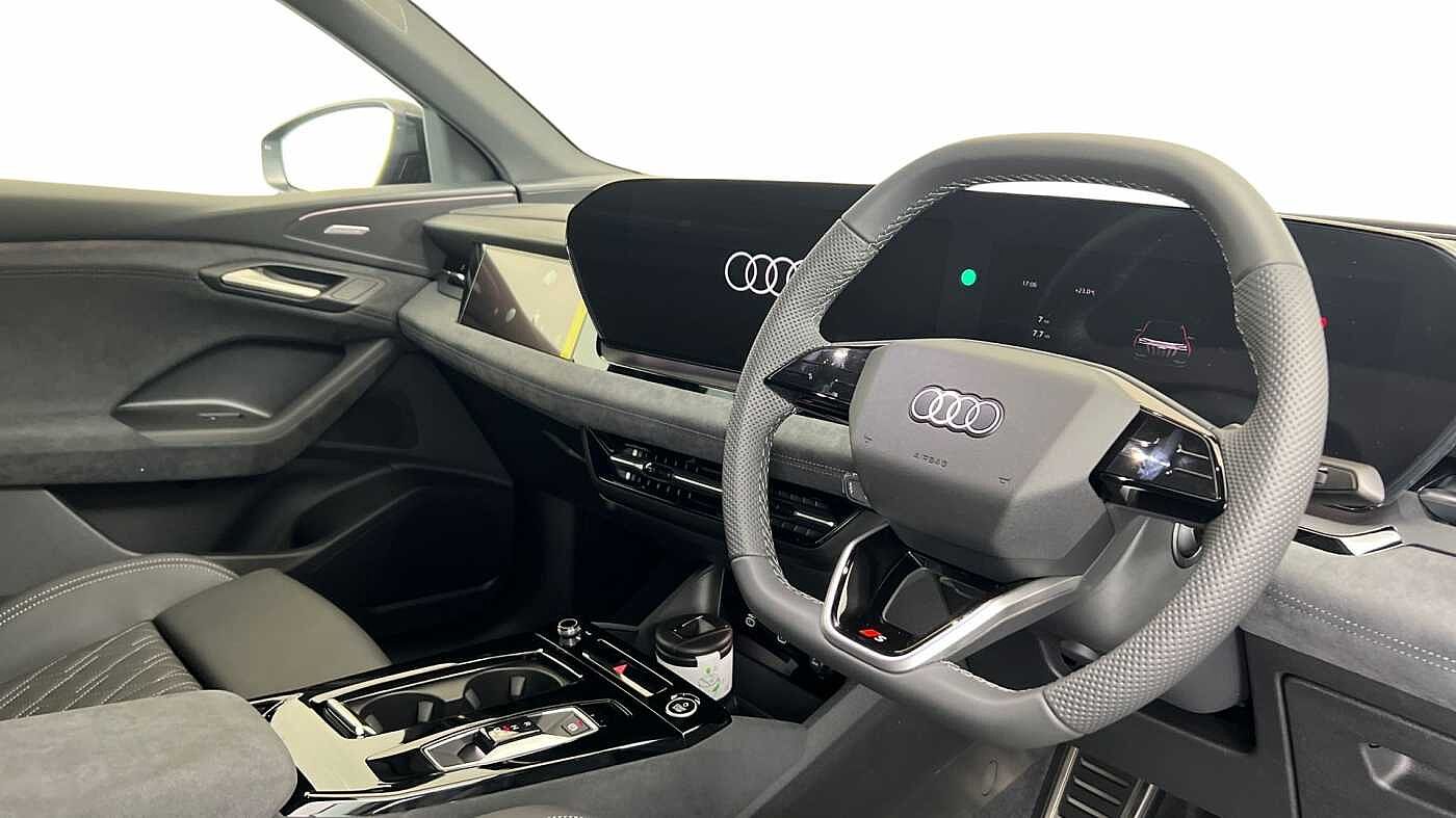 Used Audi Q6 e-tron 2025 for sale - 76679847: Photo 6