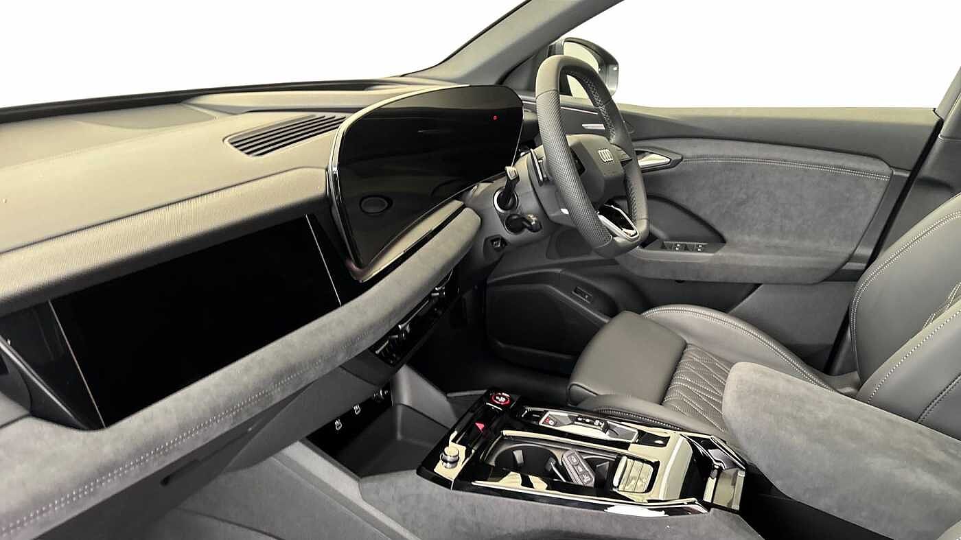 Used Audi Q6 e-tron 2025 for sale - 76679666: Photo 2