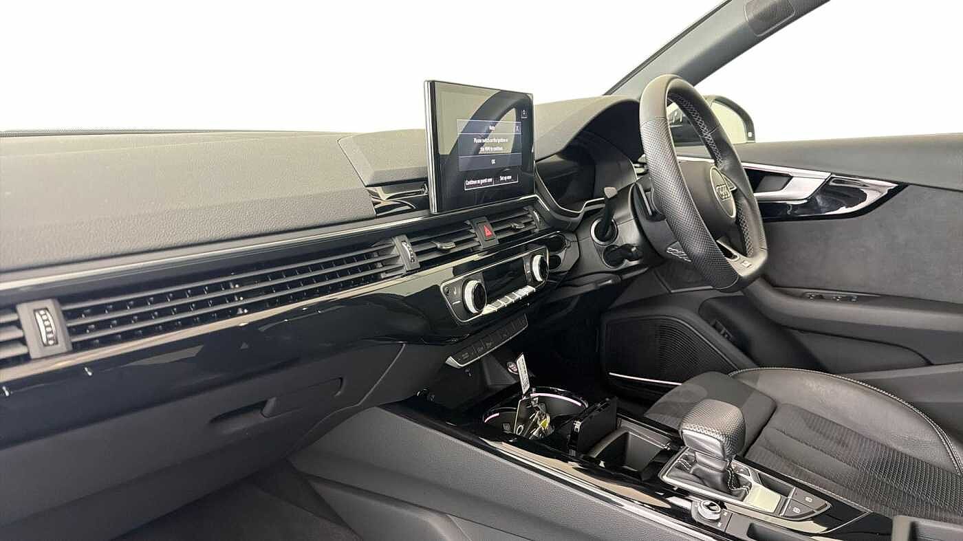 Used Audi A4 2023 for sale - 76675857: Photo 2