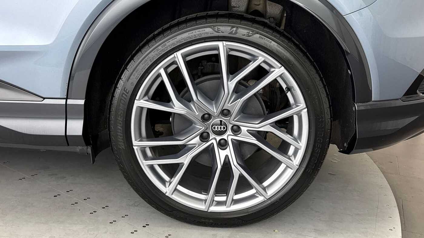 Used Audi Q4 e-tron 2021 for sale - 77945160: Photo 5