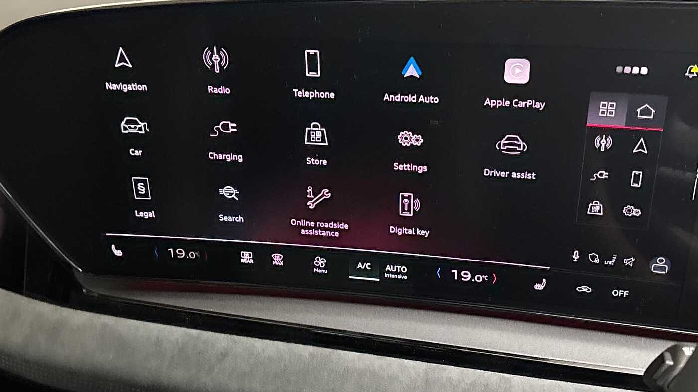 Used Audi Q6 e-tron 2025 for sale - 76679268: Photo 13