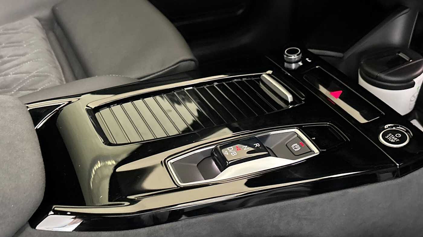 Used Audi Q6 e-tron 2025 for sale - 76679268: Photo 14