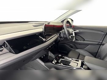 Used Audi Q6 e-tron 2024 for sale - 77687201: Photo