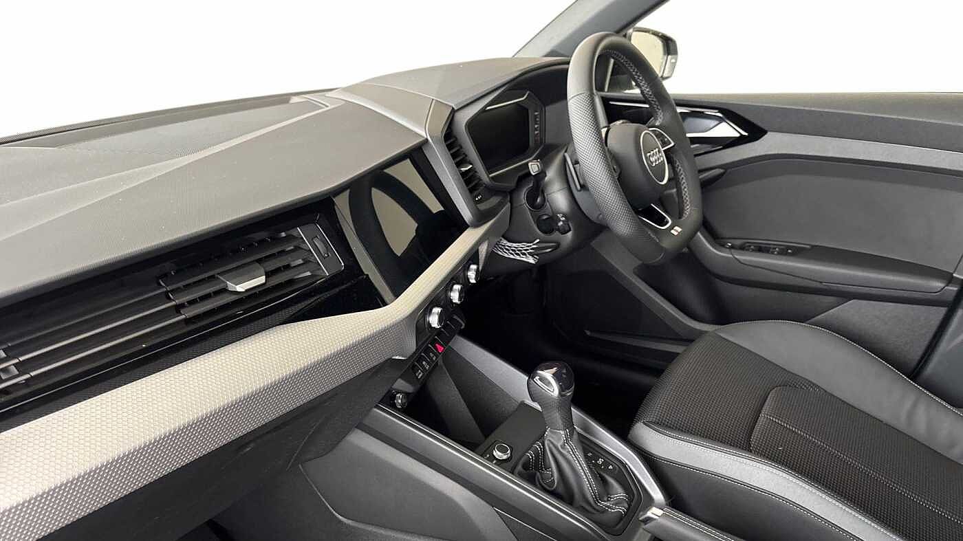 Used Audi A1 2025 for sale - 76678188: Photo 2