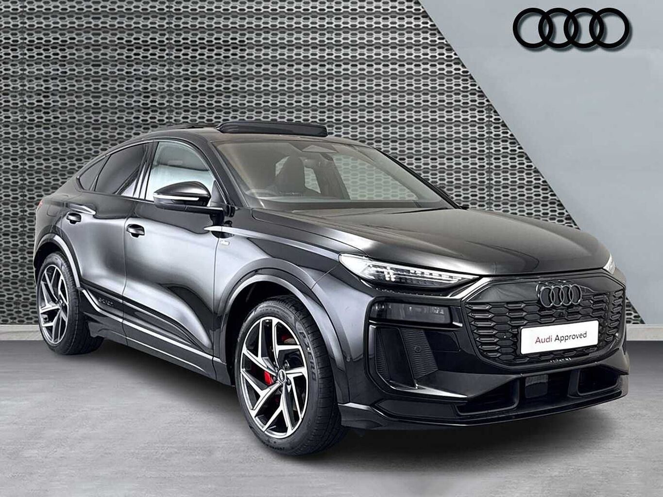 Used Audi Q6 e-tron 2026 for sale - 77974609: Photo 1