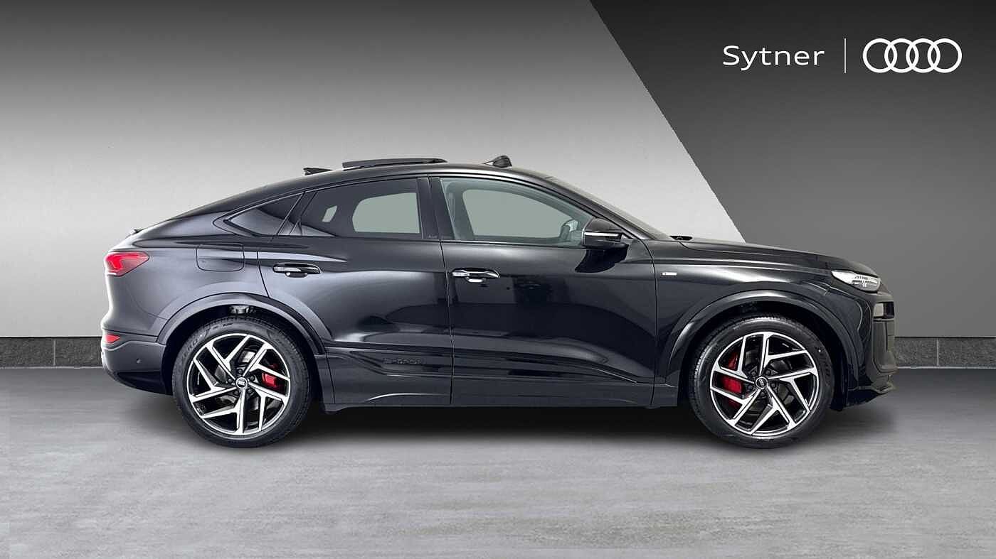 Used Audi Q6 e-tron 2026 for sale - 77974609: Photo 4