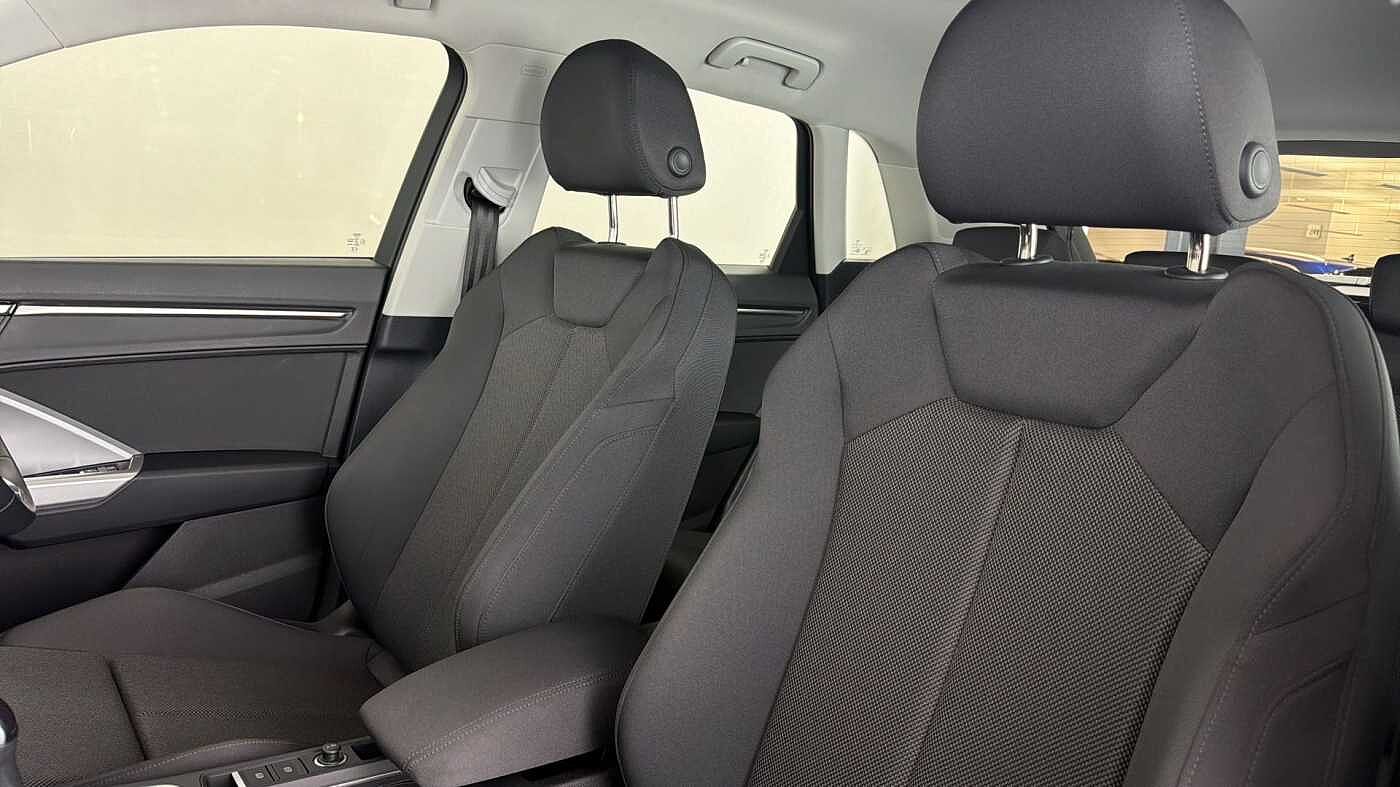 Used Audi Q3 2023 for sale - 76675872: Photo 15