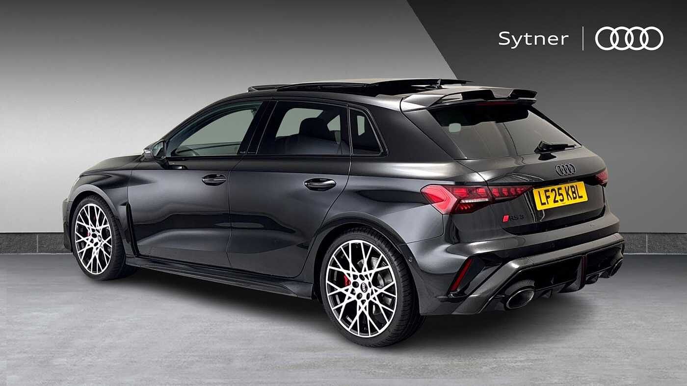 Used Audi RS3 2025 for sale - 76679233: Photo 3