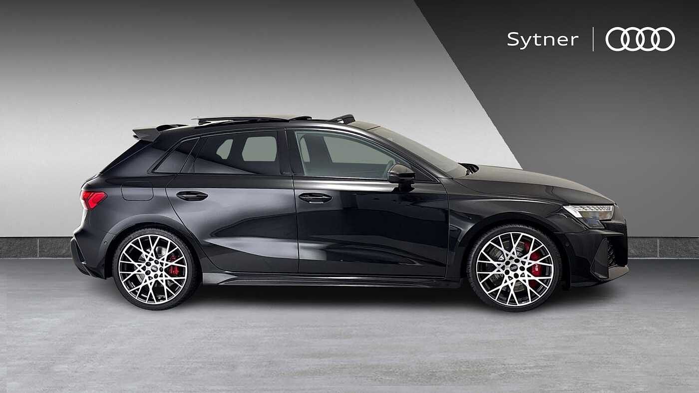 Used Audi RS3 2025 for sale - 76679233: Photo 4