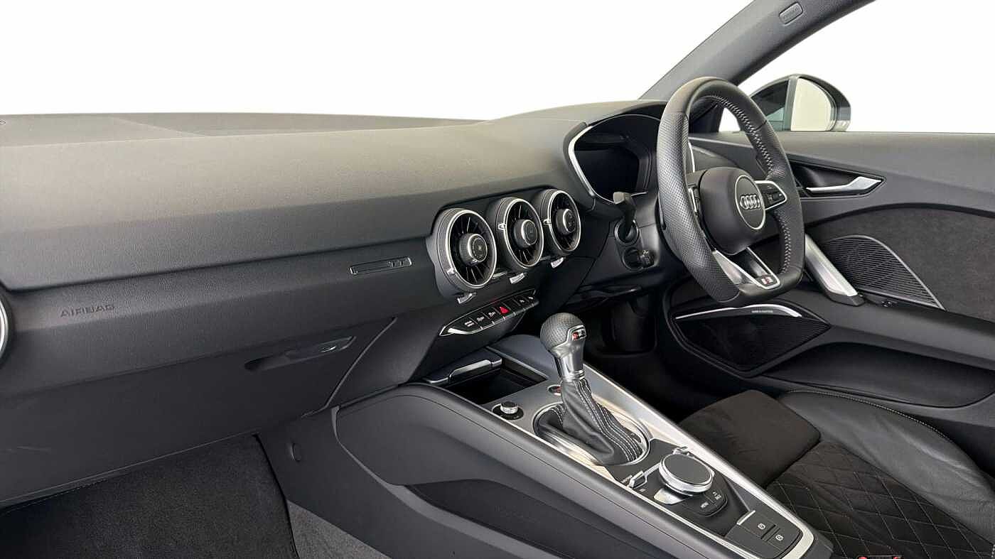 Used Audi TT 2023 for sale - 76675710: Photo 2