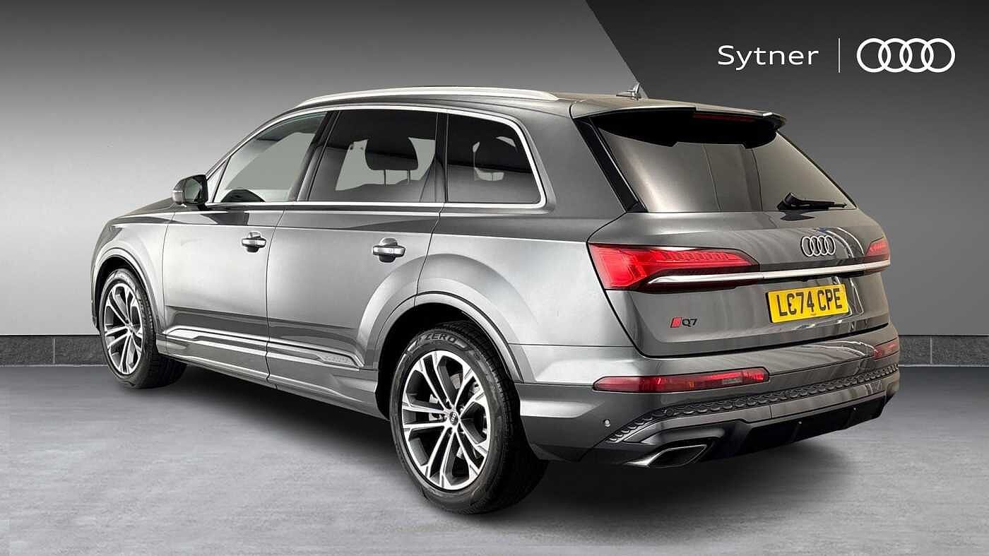 Used Audi Q7 2024 for sale - 76677881: Photo 3