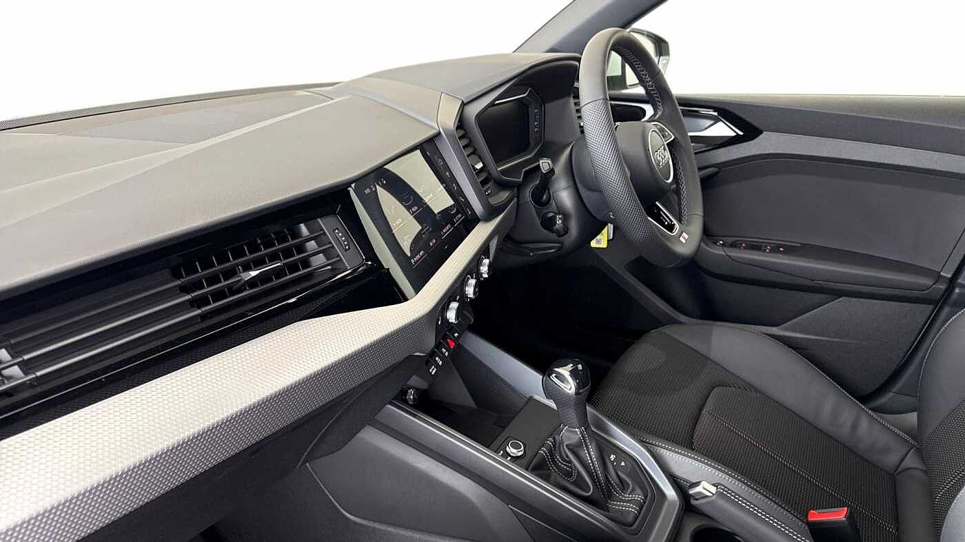 Used Audi A1 2026 for sale - 77974602: Photo 2