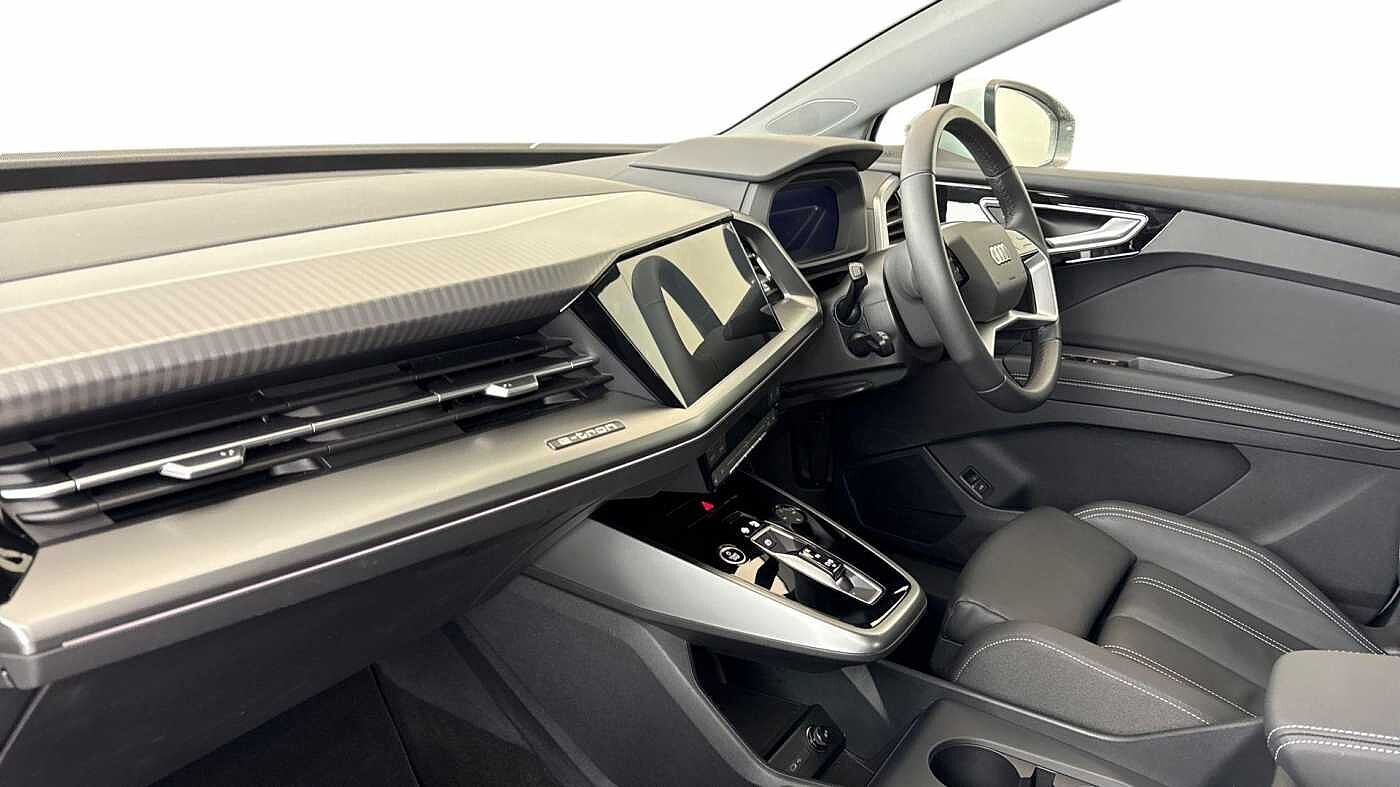 Used Audi Q4 e-tron 2025 for sale - 77459543: Photo 2