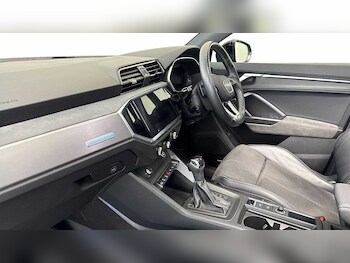 Used Audi Q3 2022 for sale - 78433486: Photo