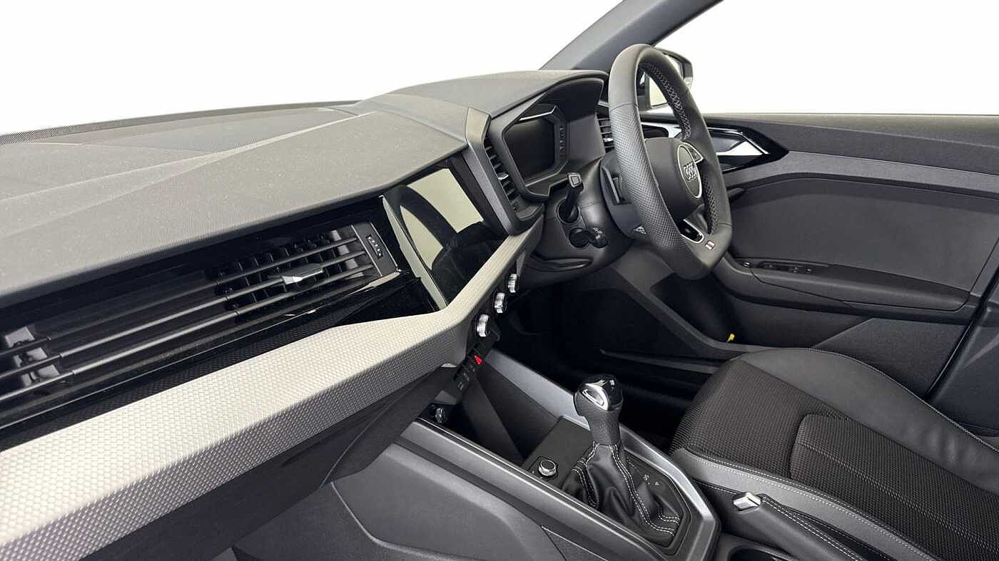 Used Audi A1 2026 for sale - 77974597: Photo 2