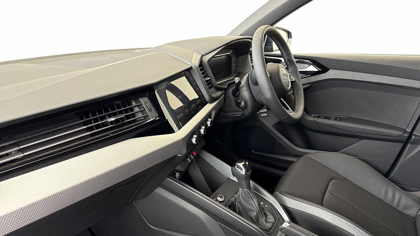 Used Audi A1 2026 for sale - 78070957: Photo 2