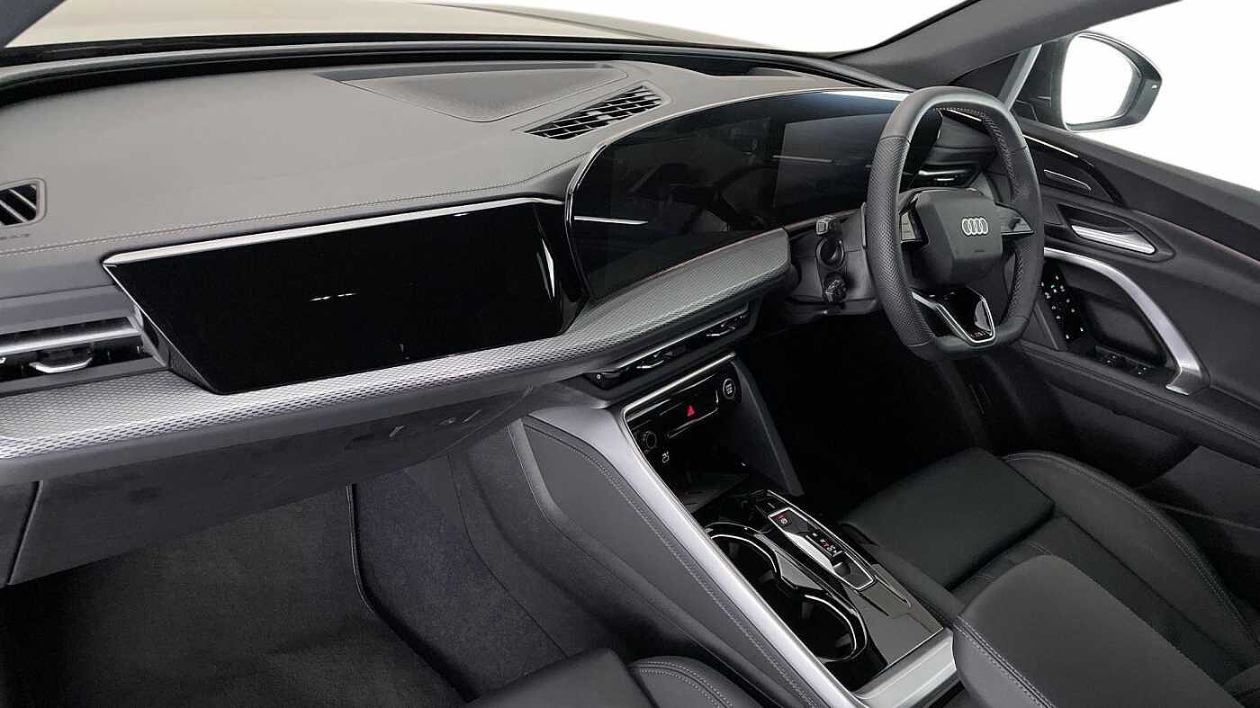 Used Audi Q5 2025 for sale - 76679602: Photo 2