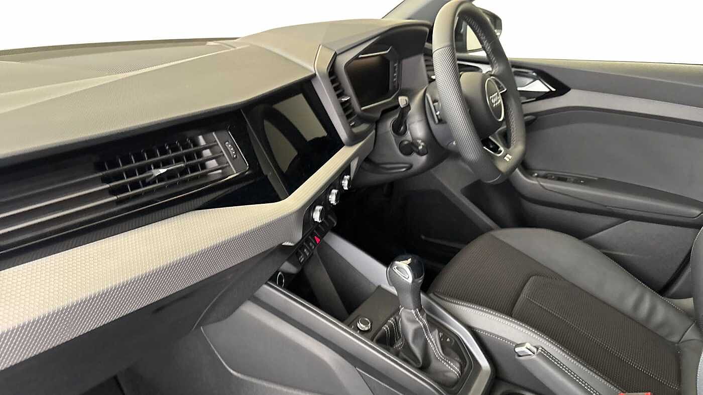 Used Audi A1 2025 for sale - 76679301: Photo 2