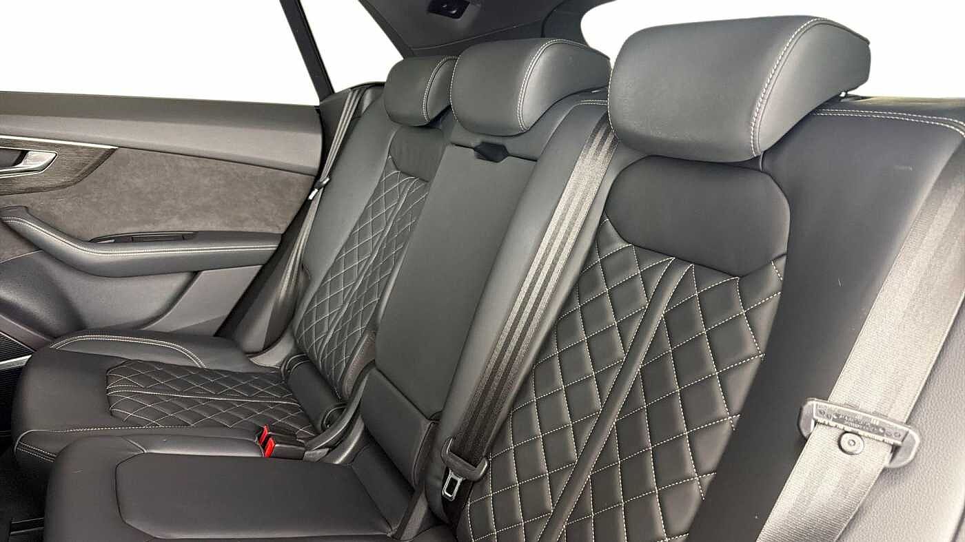 Used Audi Q8 2021 for sale - 76680944: Photo 16
