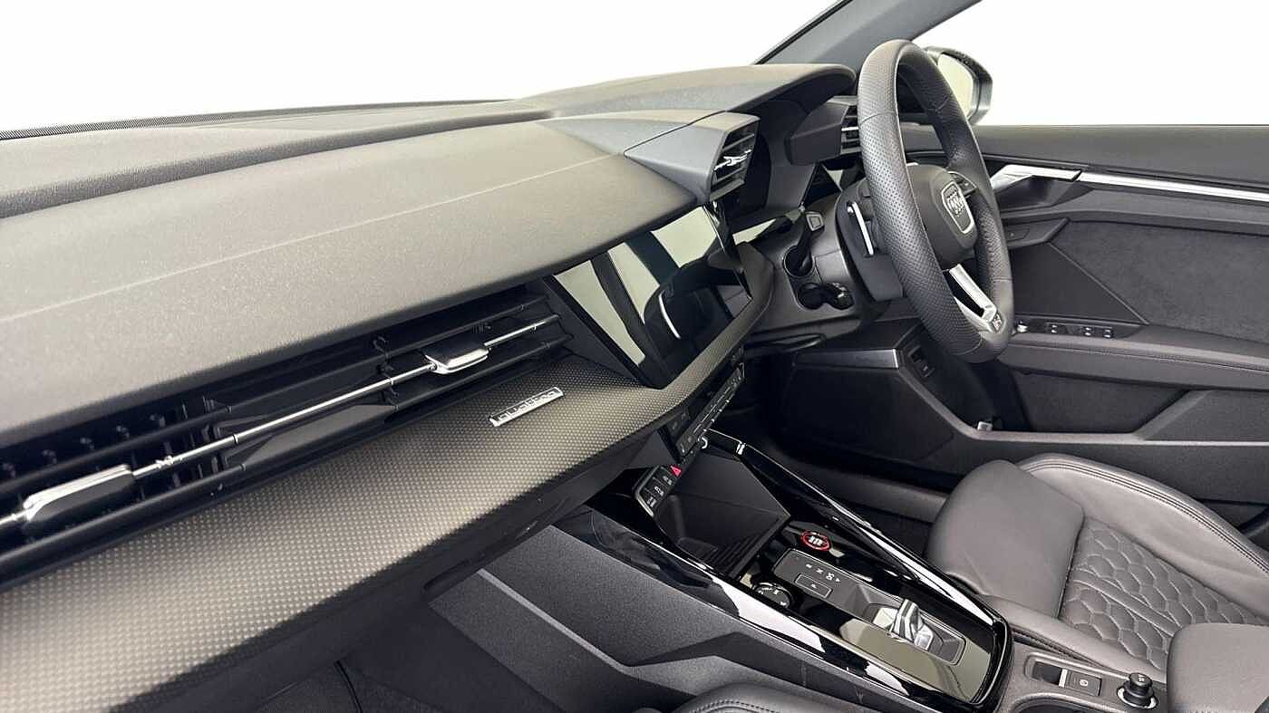 Used Audi RS3 2023 for sale - 77788955: Photo 2