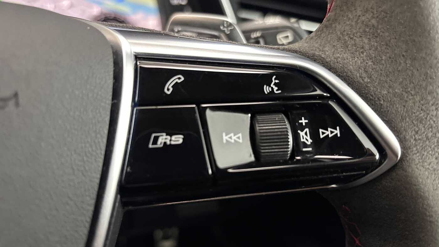 Used Audi RS6 2023 for sale - 76676610: Photo 19