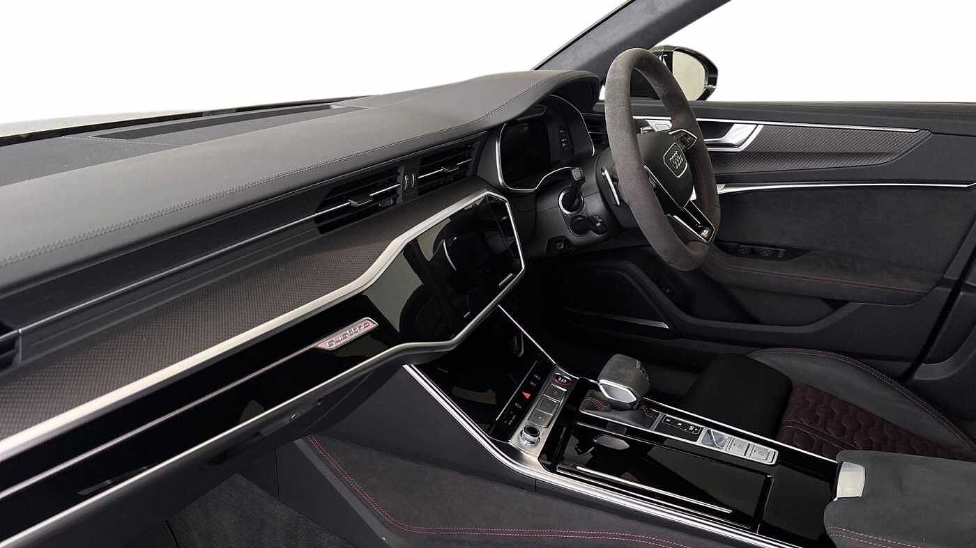 Used Audi RS6 2023 for sale - 76676610: Photo 2