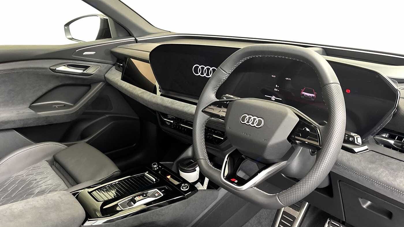 Used Audi Q6 e-tron 2025 for sale - 76680481: Photo 6