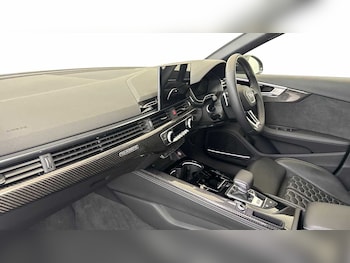 Used Audi RS4 2024 for sale - 78146035: Photo