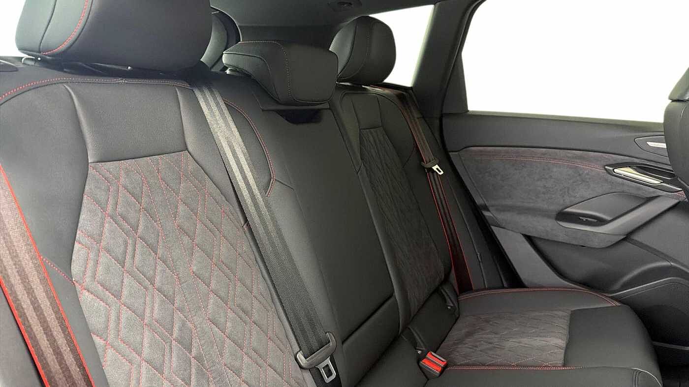 Used Audi Q6 e-tron 2025 for sale - 76678076: Photo 16