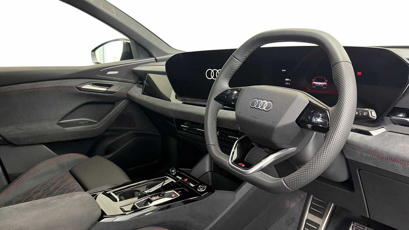 Used Audi Q6 e-tron 2025 for sale - 76678076: Photo 6