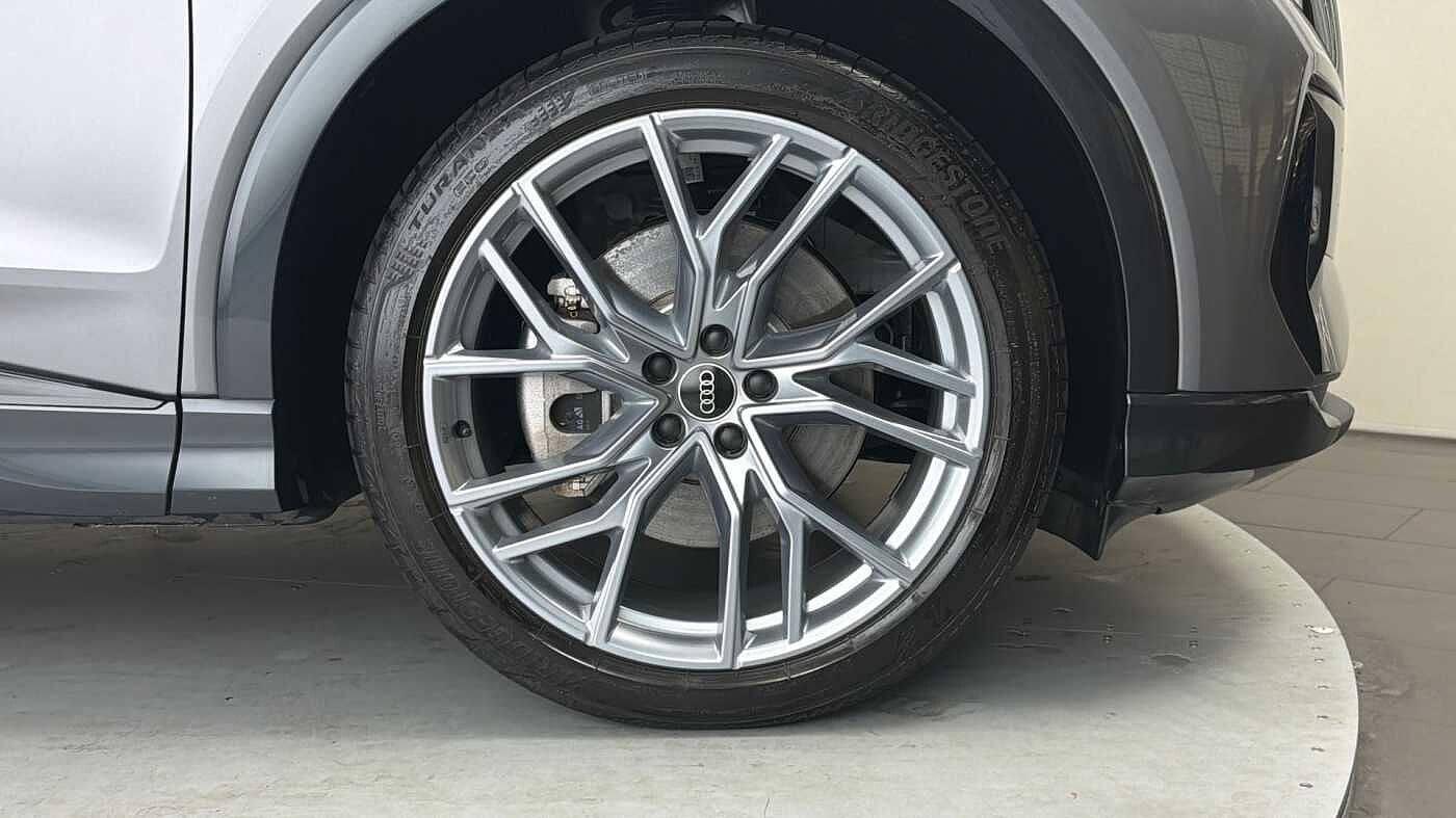 Used Audi Q4 e-tron 2023 for sale - 76675512: Photo 5