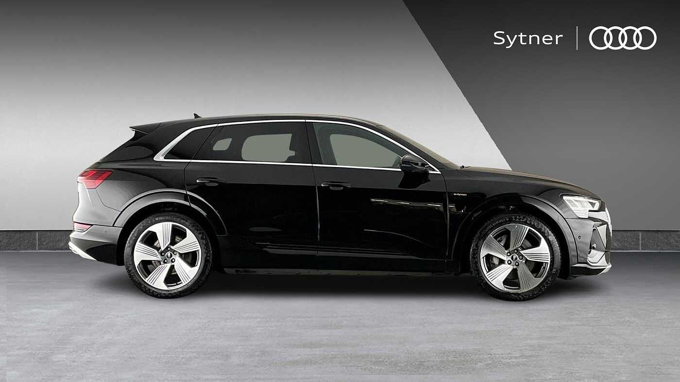 Used Audi e-tron 2020 for sale - 76681127: Photo 4