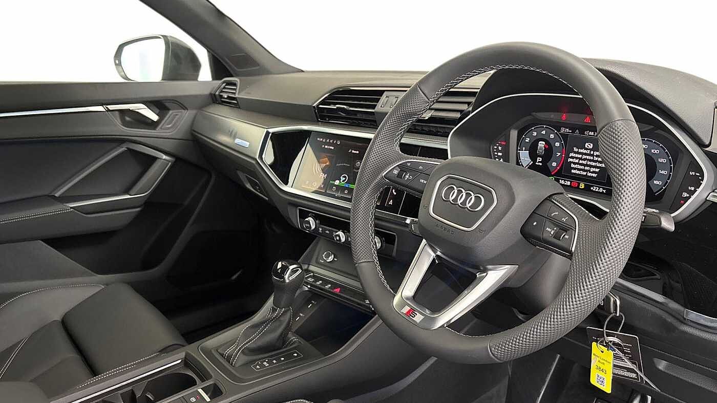 Used Audi Q3 2025 for sale - 76678287: Photo 6