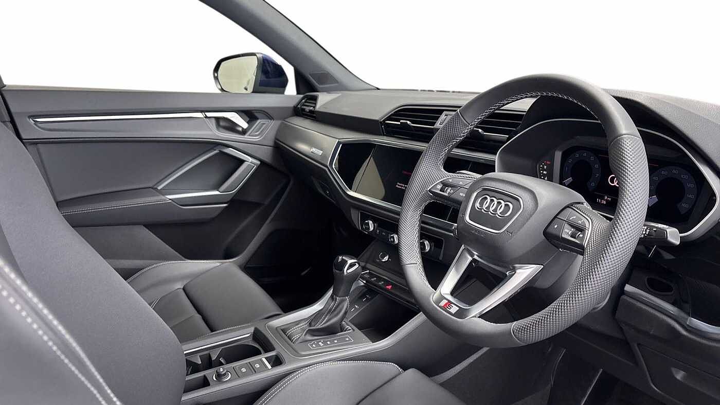 Used Audi Q3 2025 for sale - 76679533: Photo 6