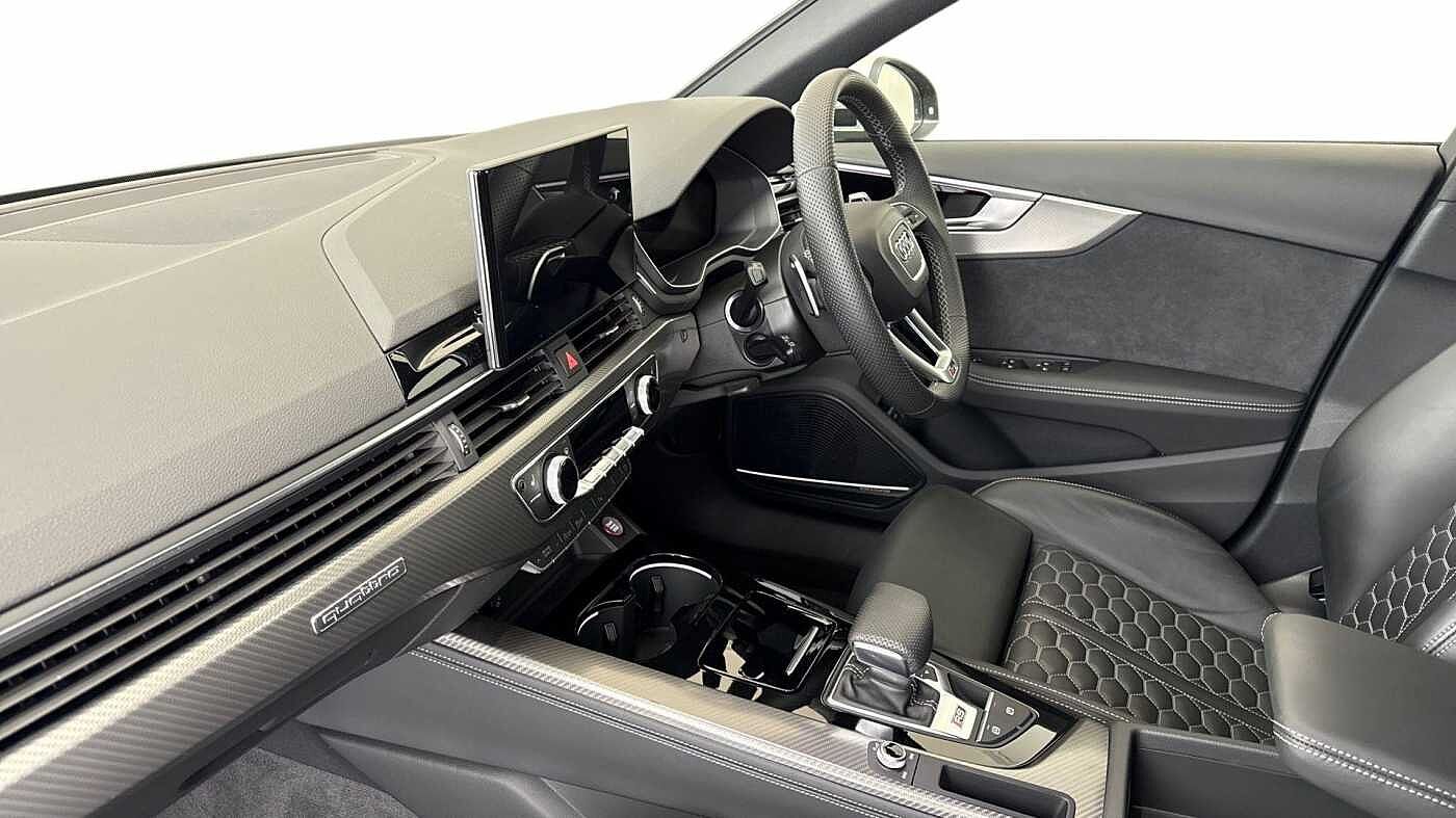 Used Audi RS4 2023 for sale - 77445389: Photo 2