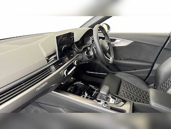 Used Audi RS4 2023 for sale - 77445389: Photo