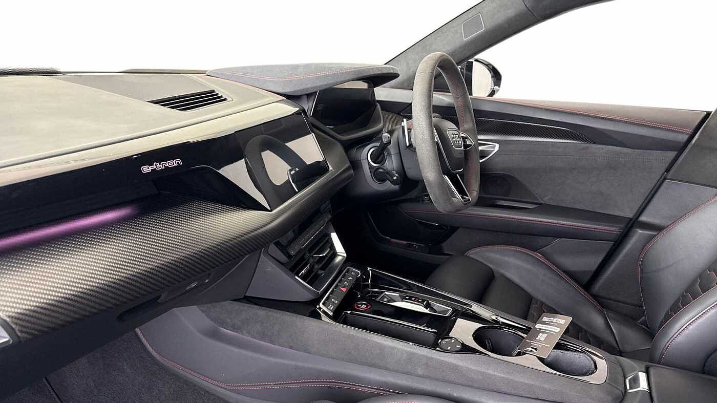 Used Audi RS e-tron GT 2022 for sale - 77445384: Photo 2