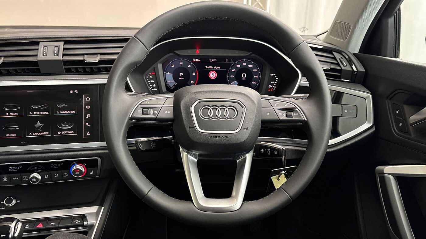 Used Audi Q3 2025 for sale - 76679943: Photo 10