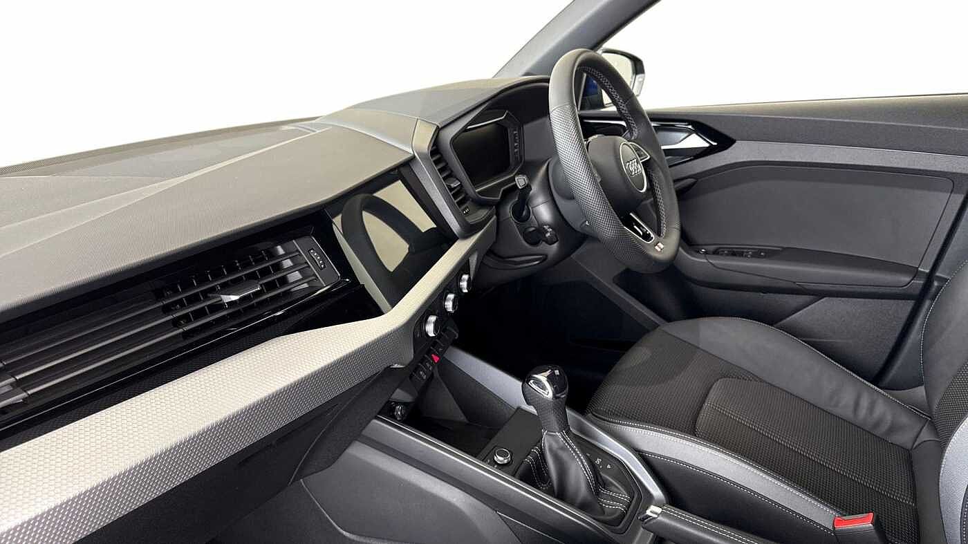 Used Audi A1 2025 for sale - 76678915: Photo 2