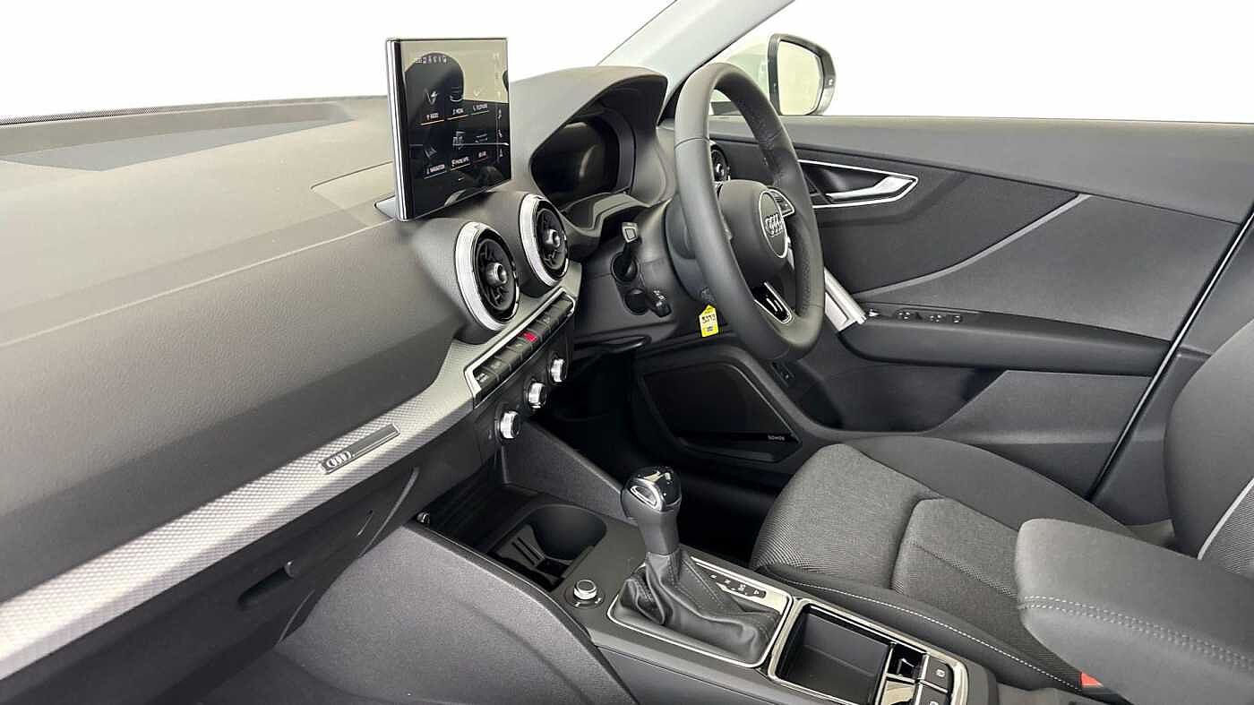 Used Audi Q2 2025 for sale - 77032556: Photo 2