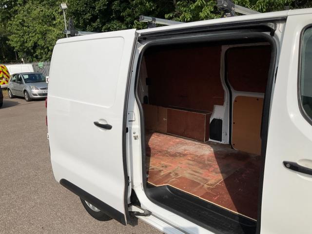 Used Vauxhall Vivaro 2020 for sale - 76452990: Photo 16